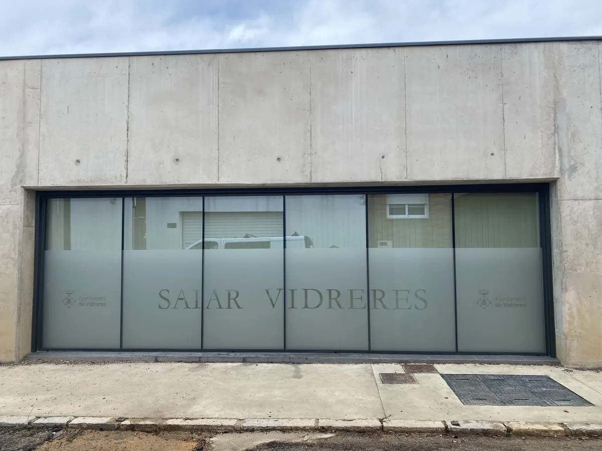 Vinil de vidre — Saiar Vidreres